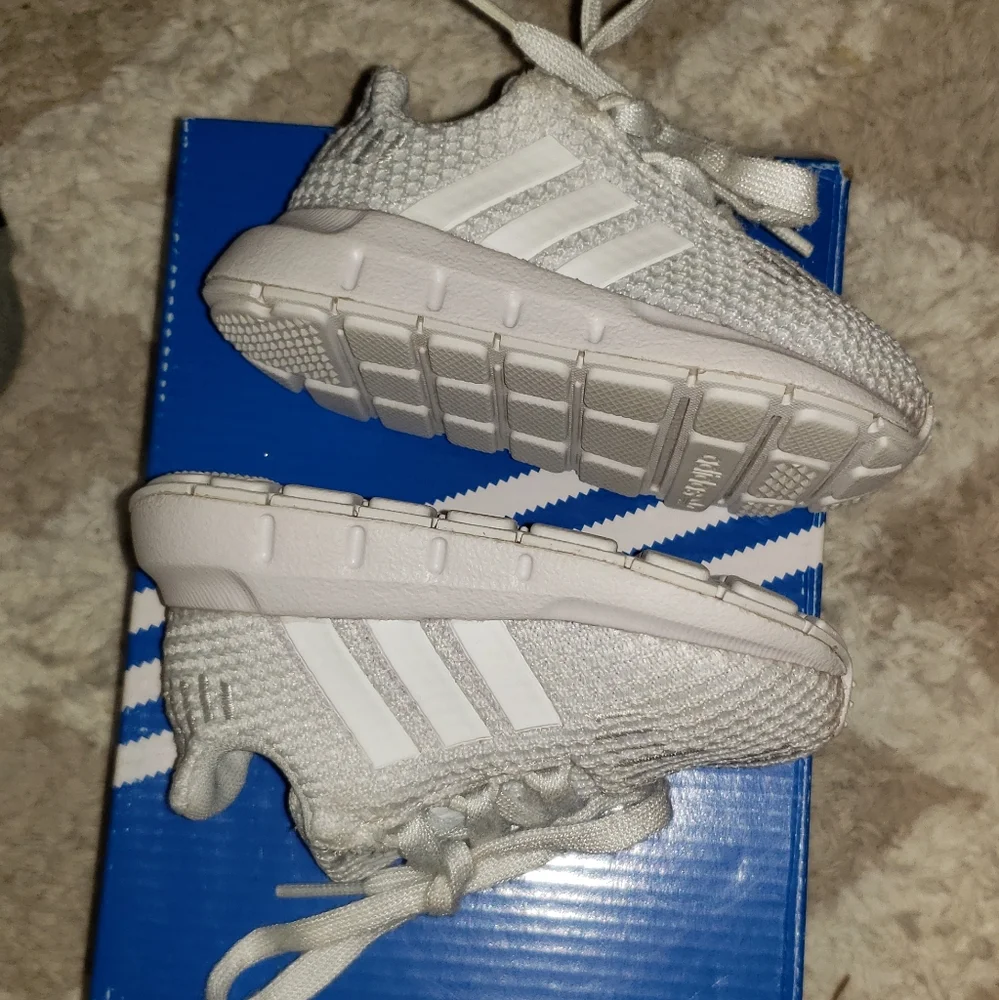 Adidas Swift Run I Sneaker Infant Tennis Shoe 4K
